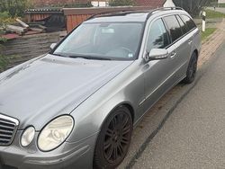 Grau Gebraucht 2009 Mercedes 320 Avantgarde Limousine | 3.100 €