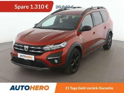 Orange Gebraucht 2022 Dacia Jogger Extreme Van / Kleinbus | 19.530 € (Fairer Preis)