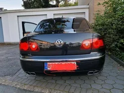 Grau Gebraucht 2009 VW Phaeton Limousine | 10.000 €