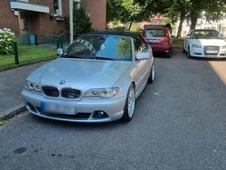 Silber Gebraucht 2005 BMW 320 Cabriolet Cabrio | 13.500 €