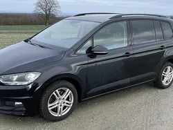 Schwarz Gebraucht 2017 VW Touran Comfortline Van / Kleinbus | 16.900 € (Fairer Preis)