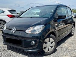 Schwarz Gebraucht 2014 VW up! move up! Kleinwagen | 5.499 € (Etwas zu teuer)