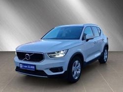Weiß Gebraucht 2020 Volvo XC40 Momentum SUV | 26.990 € (Guter Preis)