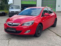 Rot Gebraucht 2009 Opel Astra Sport Limousine | 2.500 € (Guter Preis)