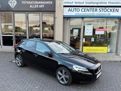 Schwarz Gebraucht 2018 Volvo V40 Kombi | 12.900 € (Fairer Preis)