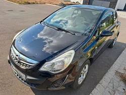 Schwarz Gebraucht 2011 Opel Corsa Kleinwagen | 4.800 € (Teuer)
