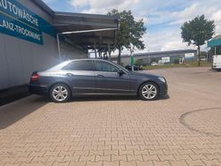 Grau Gebraucht 2012 Mercedes E200 Avantgarde Limousine | 8.800 € (Fairer Preis)