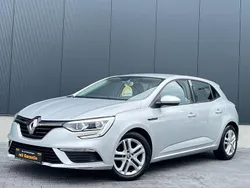 Silber Gebraucht 2017 Renault Mégane IV Limousine | 8.999 € (Guter Preis)