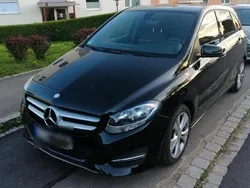 Schwarz Gebraucht 2017 Mercedes B180 Urban Van / Kleinbus | 13.950 € (Fairer Preis)