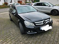 Schwarz Gebraucht 2012 Mercedes C200 Kombi | 8.250 €