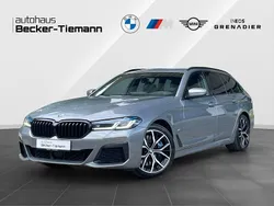 Skyscraper grau Gebraucht 2022 BMW 530 M Sport Kombi | 36.977 € (Etwas zu teuer)