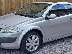 Silber Gebraucht 2005 Renault Mégane Cabriolet Cabrio | 2.700 € (Teuer)