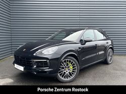 Tiefschwarzmetallic Gebraucht 2019 Porsche Cayenne SUV | 64.750 € (Fairer Preis)