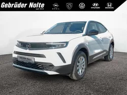 Jade weiss Gebraucht 2022 Opel Mokka-e Edition SUV | 17.350 € (Fairer Preis)