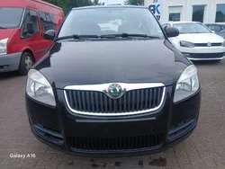 Schwarz Gebraucht 2009 Skoda Fabia Style Limousine | 3.999 € (Fairer Preis)