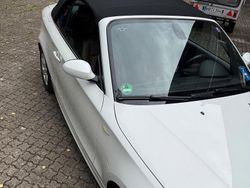 Weiß Gebraucht 2008 BMW 120 Cabriolet Cabrio | 10.900 € (Etwas zu teuer)
