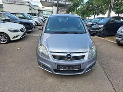 Silber Gebraucht 2007 Opel Zafira Edition Van / Kleinbus | 2.390 € (Fairer Preis)
