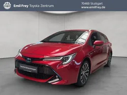 Karminarot metallic Gebraucht 2021 Toyota Corolla Team Kombi | 24.850 € (Fairer Preis)