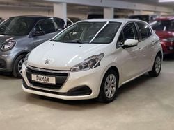 Weiß Gebraucht 2017 Peugeot 208 Active Kleinwagen | 5.990 € (Guter Preis)
