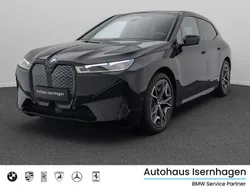 Saphirschwarz metallic475 Gebraucht 2022 BMW iX Sport Line SUV | 49.499 € (Teuer)