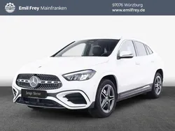 Weiß Gebraucht 2024 Mercedes GLA250 Premium SUV | 44.755 € (Etwas zu teuer)