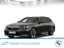 Sophistograu brillanteffekt Gebraucht 2025 BMW 540 M Sport Kombi | 65.890 € (Guter Preis)