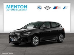 Black sapphire metallic Gebraucht 2024 BMW 223 Active Tourer M Sport Van / Kleinbus | 37.490 € (Guter Preis)