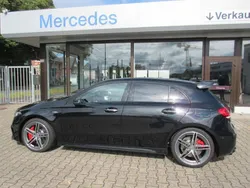 Schwarz Gebraucht 2023 Mercedes A45 AMG AMG Limousine | 64.990 €