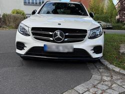 Weiß Gebraucht 2019 Mercedes GLC300 AMG line SUV | 29.900 €