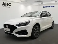 Atlas white Gebraucht 2024 Hyundai i30 Advantage Limousine | 19.900 € (Guter Preis)