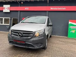 Silber Gebraucht 2017 Mercedes Vito Van / Kleinbus | 11.600 € (Etwas zu teuer)