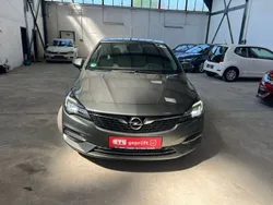 Grau Gebraucht 2020 Opel Astra Edition Limousine | 10.500 € (Guter Preis)
