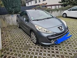 Silber Gebraucht 2008 Peugeot 207 CC Cabrio | 3.100 € (Fairer Preis)