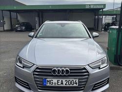 Grau Gebraucht 2018 Audi A4 Sport Kombi | 17.000 € (Fairer Preis)