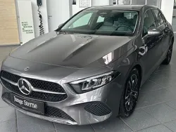 Grau mountaingrau Gebraucht 2024 Mercedes A200 Progressive Limousine | 29.790 € (Fairer Preis)