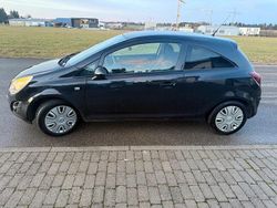 Schwarz Gebraucht 2011 Opel Corsa Kleinwagen | 2.650 €