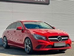 Rot Gebraucht 2016 Mercedes CLA180 Shooting Brake Kombi | 14.490 € (Fairer Preis)