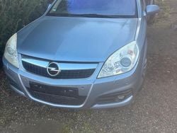 Blau Gebraucht 2006 Opel Vectra Kombi | 1.000 € (Superpreis)