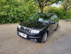 Schwarz Gebraucht 2006 Skoda Fabia Classic Kleinwagen | 2.700 € (Fairer Preis)