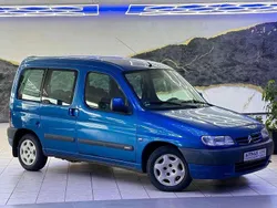 Blau Gebraucht 2002 Citroën Berlingo Van / Kleinbus | 8.900 €