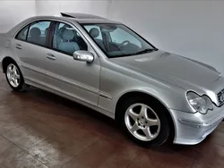 Silber Gebraucht 2000 Mercedes C220 Avantgarde Limousine | 6.999 €