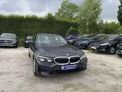 Grau Gebraucht 2021 BMW 318 Advantage Kombi | 20.699 € (Guter Preis)