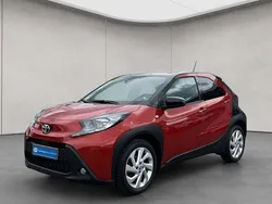 Orange Gebraucht 2022 Toyota Aygo Pulse Kleinwagen | 15.460 € (Fairer Preis)