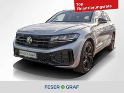 Oyster silver metallic Gebraucht 2024 VW Touareg R-line SUV | 74.200 € (Teuer)