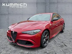 Rot Gebraucht 2023 Alfa Romeo Giulia Quadrifoglio Limousine | 79.799 € (Teuer)