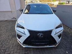 Weiß Gebraucht 2018 Lexus NX300h E-FOUR F-Sport SUV | 27.999 € (Teuer)