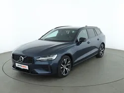 Blau Gebraucht 2021 Volvo V60 R-Design Kombi | 28.620 €