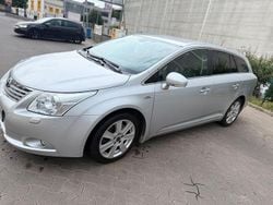 Grau Gebraucht 2010 Toyota Avensis Kombi | 4.800 € (Fairer Preis)