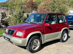 Rot Gebraucht 1997 Suzuki Vitara SUV | 5.990 € (Etwas zu teuer)