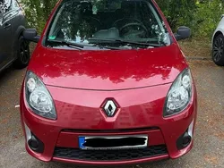 Rot Gebraucht 2011 Renault Twingo Kleinwagen | 2.000 € (Fairer Preis)